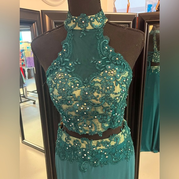 2pc dress - Picture 3 of 4